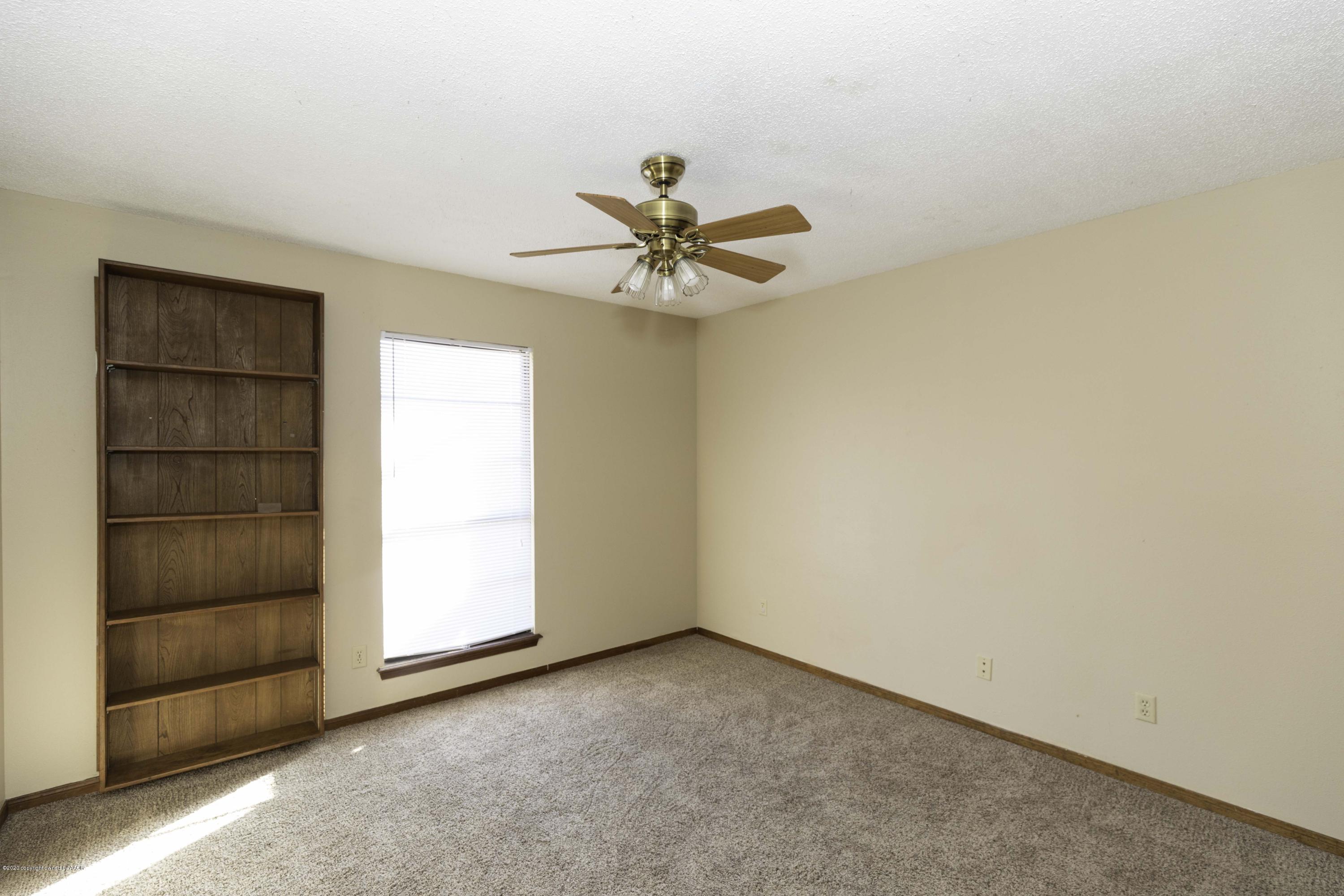 6415 Drexel Road Amarillo, TX 79109 - Photo 24 of 35 BEDROOM 3 VIEW 1