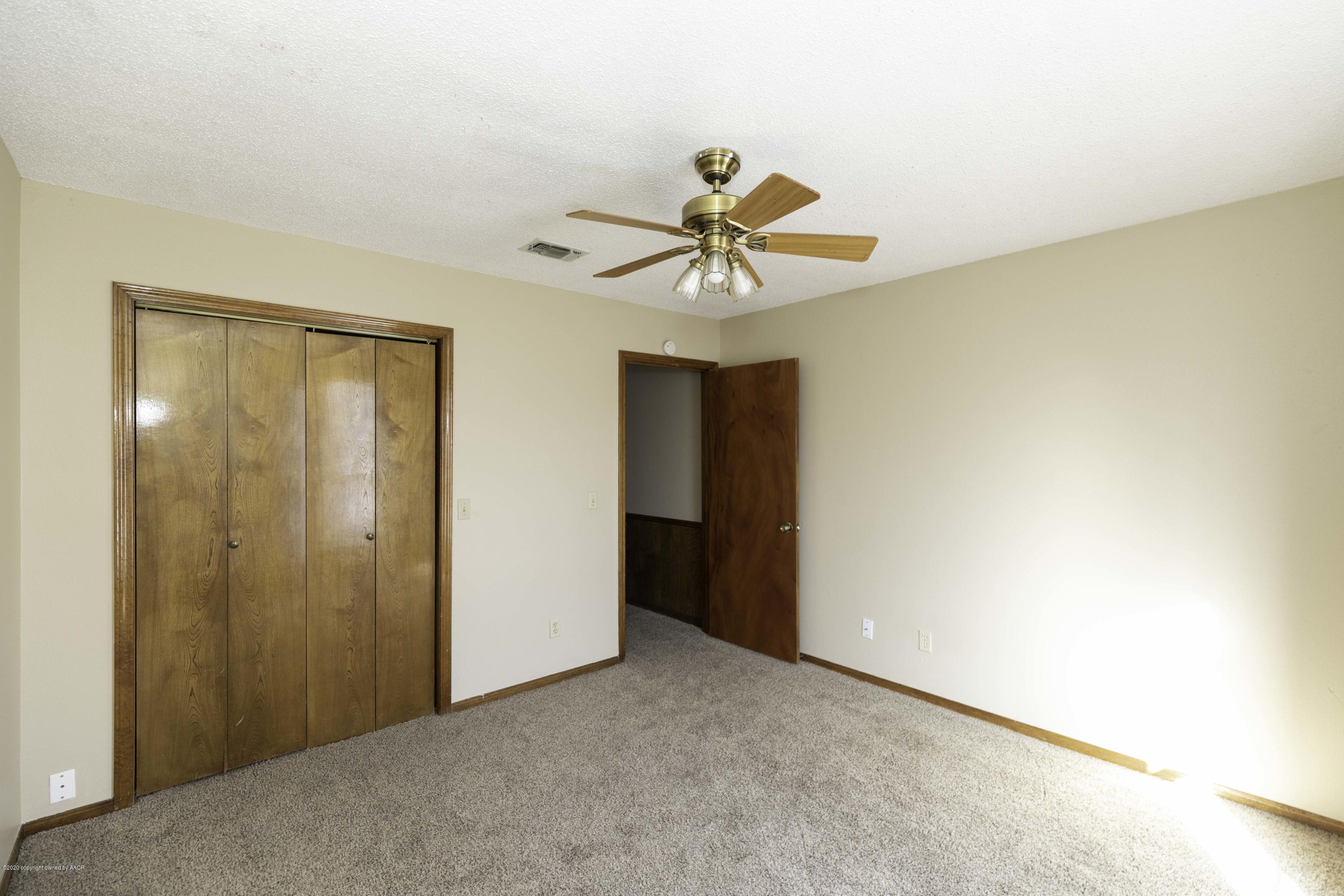 6415 Drexel Road Amarillo, TX 79109 - Photo 26 of 35 BEDROOM 3 VIEW 3