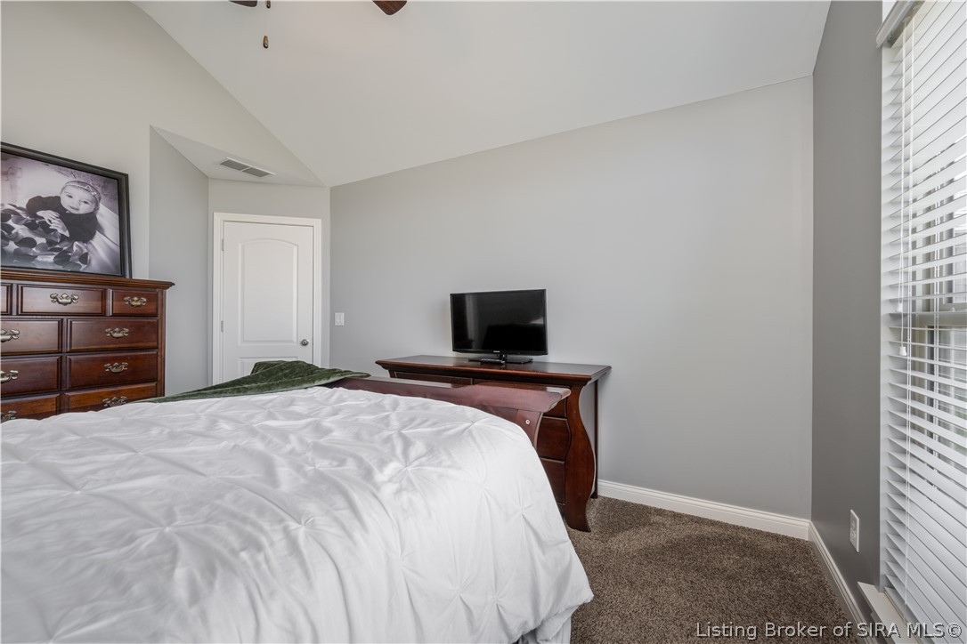 6005 Deer Trce Way Georgetown, IN 47122 - Photo 17 of 41