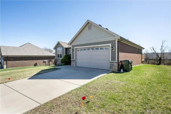 $389,900 | 6005 Deer Trce Way, Georgetown, IN 47122