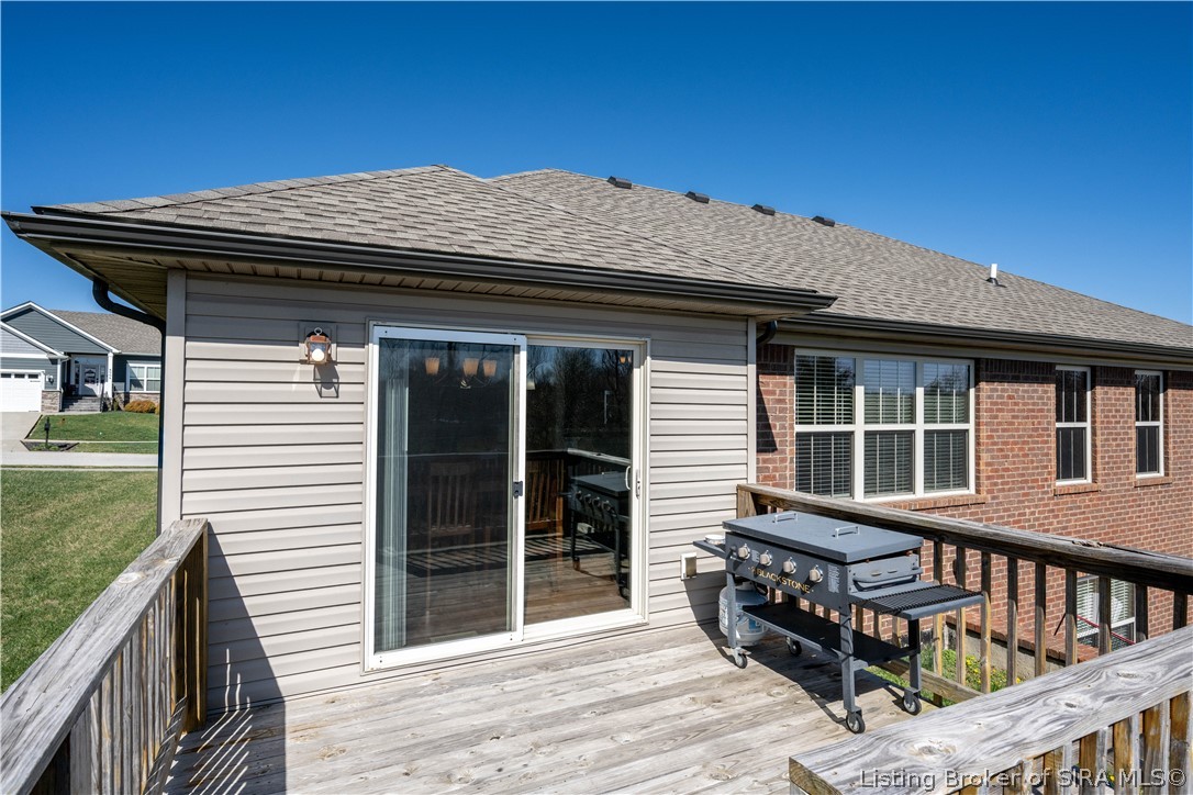 6005 Deer Trce Way Georgetown, IN 47122 - Photo 37 of 41