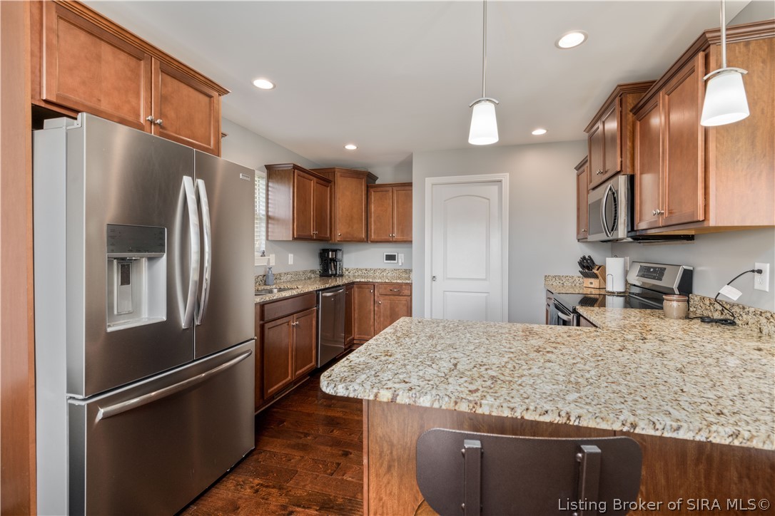 6005 Deer Trce Way Georgetown, IN 47122 - Photo 9 of 41