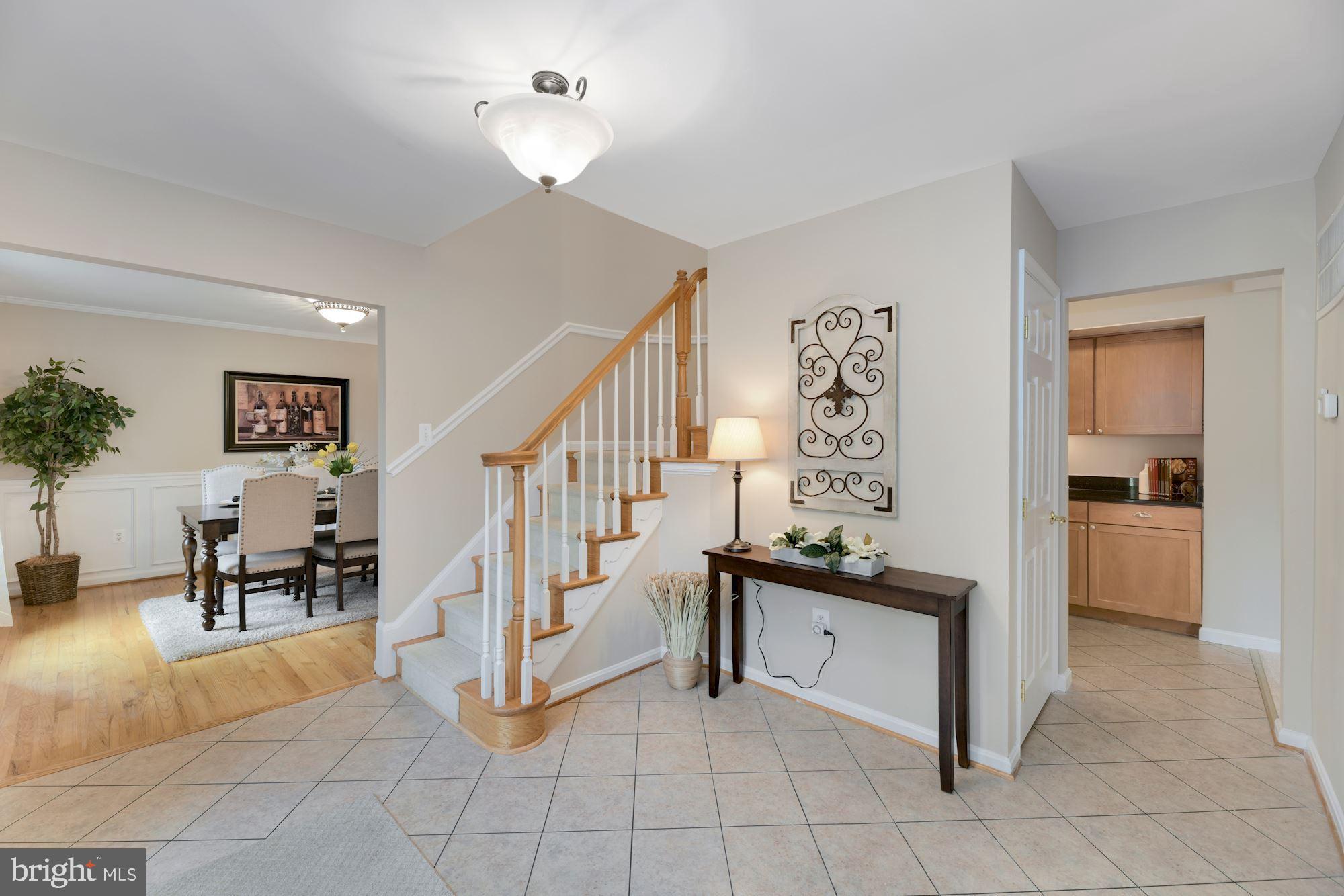 6012 Commack Court Springfield, VA 22152 - Photo 6 of 56 Spacious Foyer