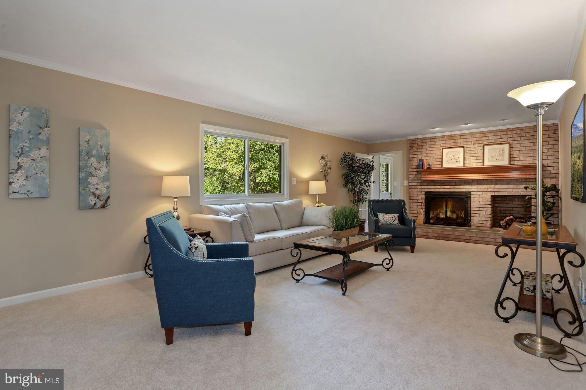 6012 Commack Court Springfield, VA 22152 - Photo 10 of 56 Wood burning fireplace is plumbed for gas also