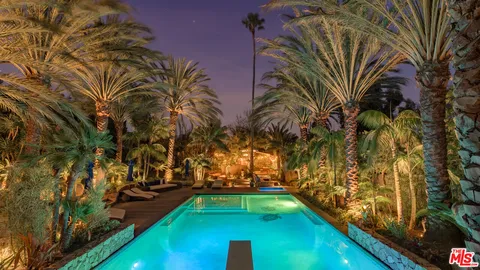 $7,750,000 | 7059 Fernhill Drive, Malibu, CA 90265