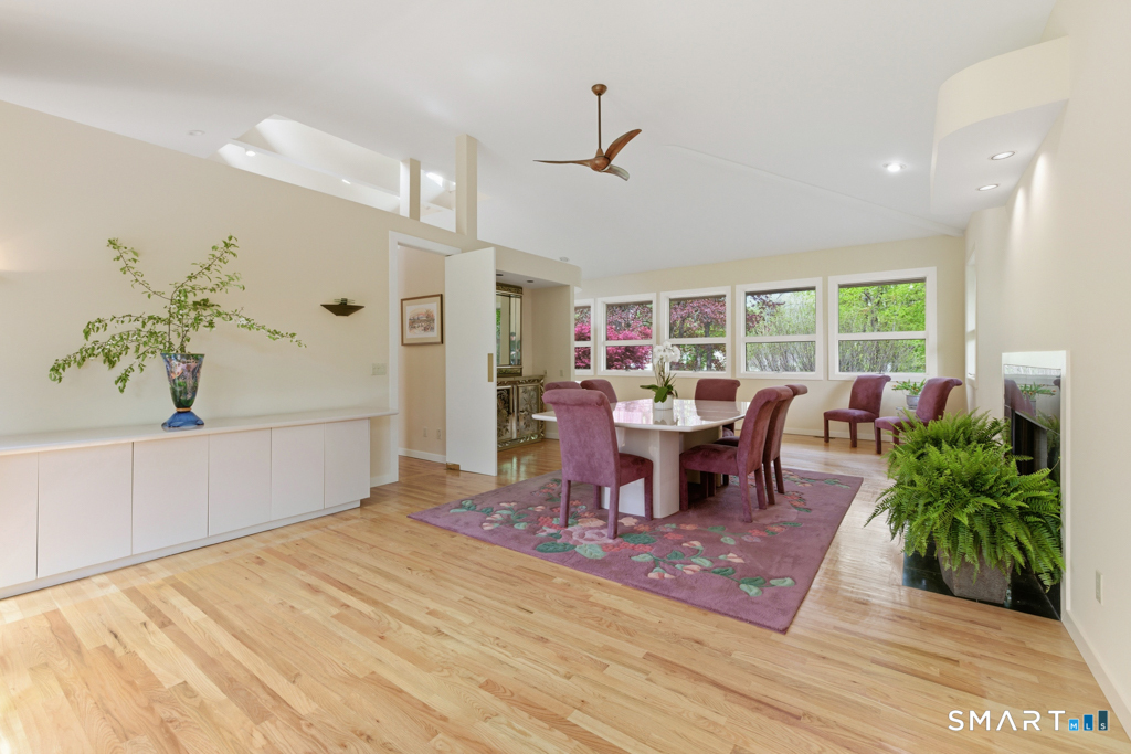 85 Norrans Ridge Drive Ridgefield, CT 06877 - Photo 13 of 40