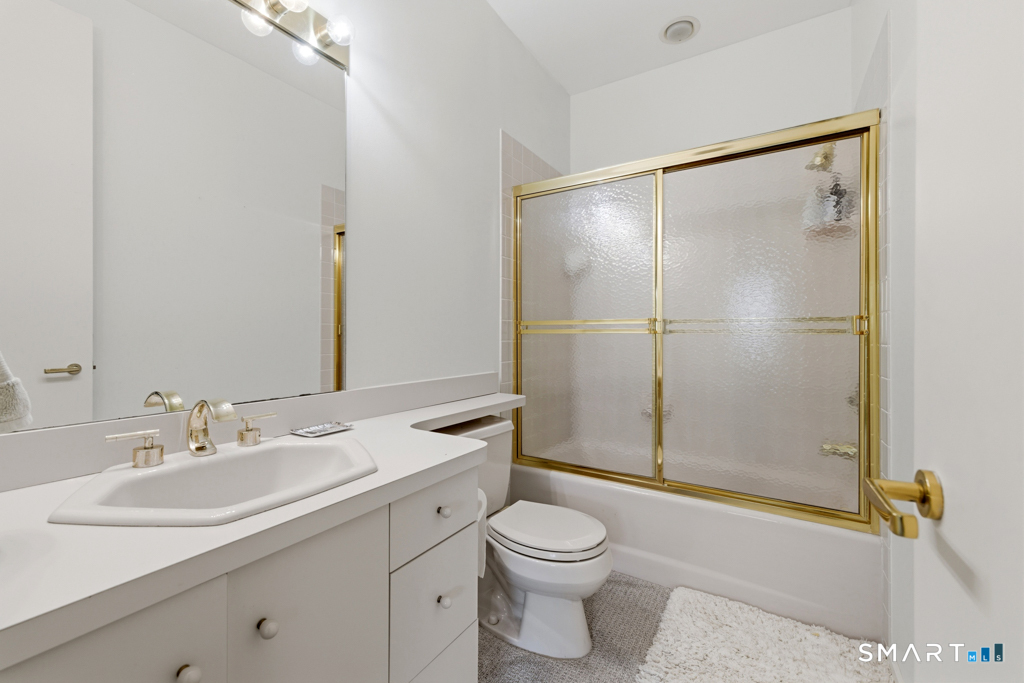 85 Norrans Ridge Drive Ridgefield, CT 06877 - Photo 25 of 40
