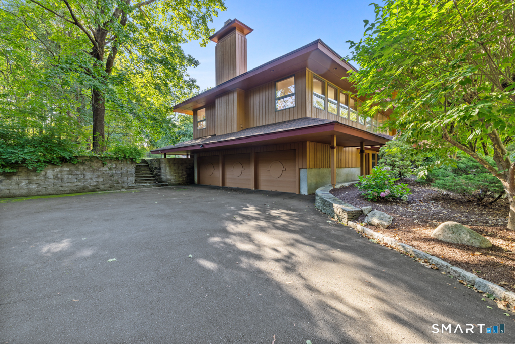 85 Norrans Ridge Drive Ridgefield, CT 06877 - Photo 39 of 40
