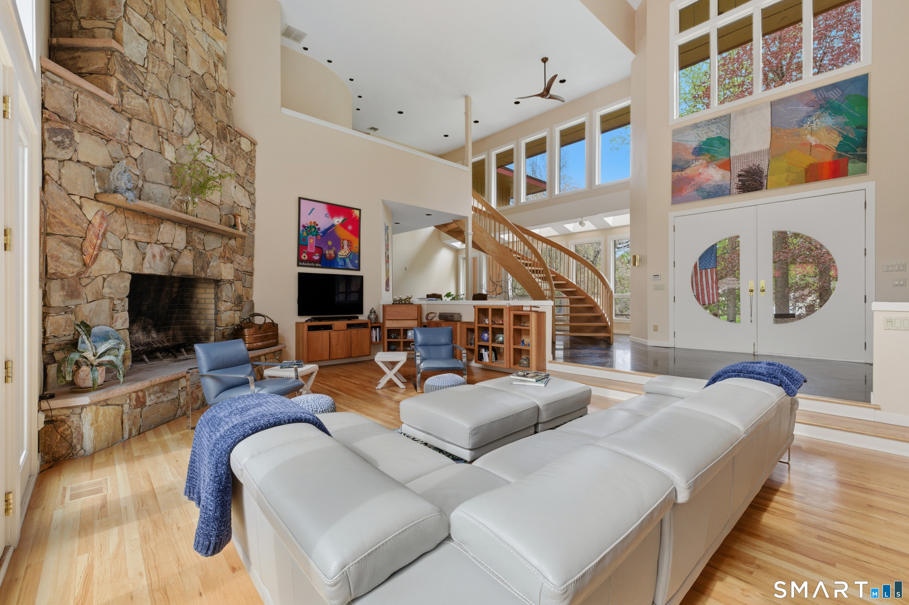 85 Norrans Ridge Drive Ridgefield, CT 06877 - Photo 5 of 40