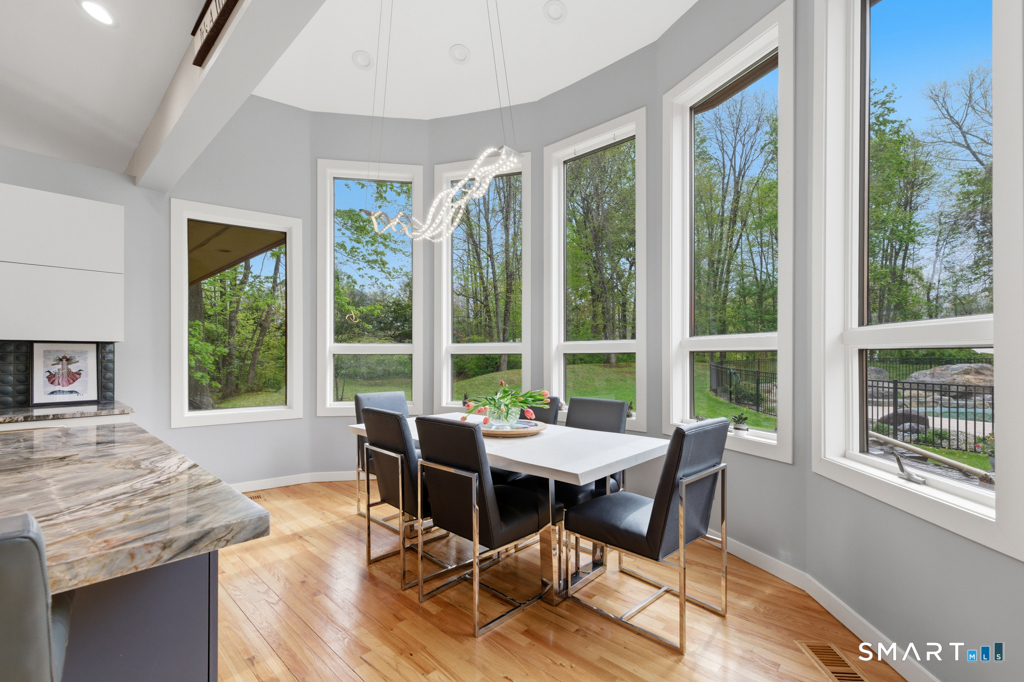 85 Norrans Ridge Drive Ridgefield, CT 06877 - Photo 10 of 40