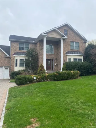 $2,999,000 | 18 Crosshill Road, Eastchester, NY 10709