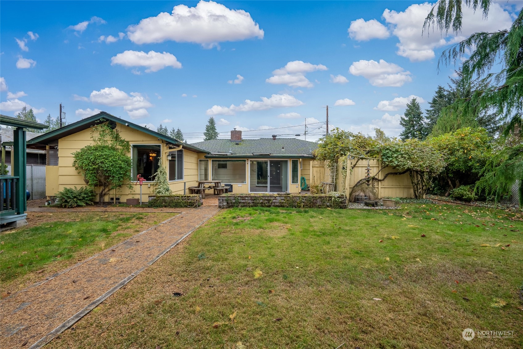 6525 Morgan Road Everett, WA 98203 - Photo 20 of 31