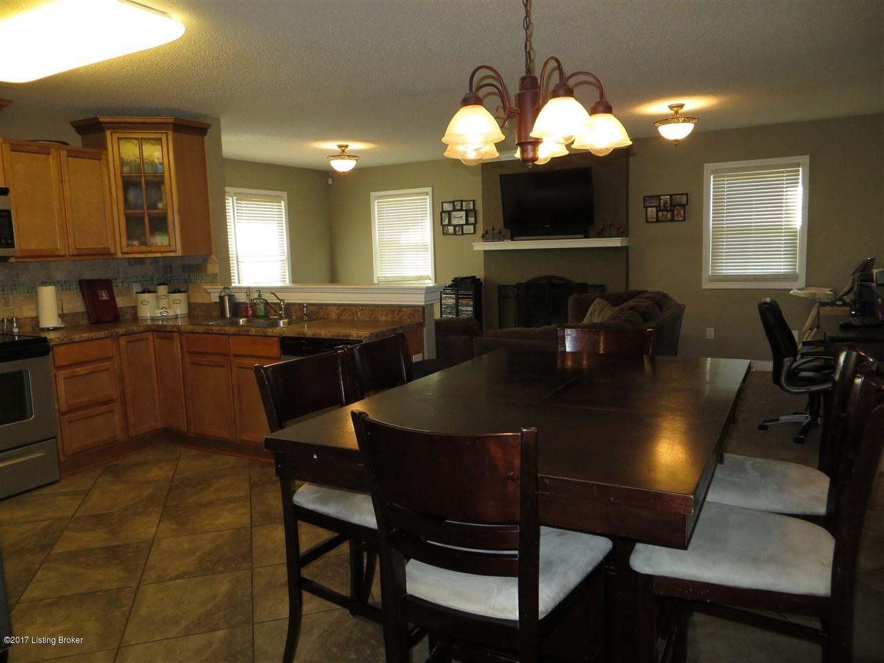 791 Cheyenne Road Radcliff, KY 40160 - Photo 6 of 21 large-10038693-16