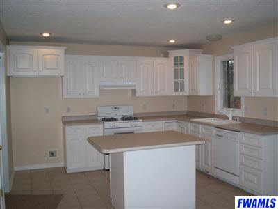 9024 Pretty Ridge Court Fort Wayne, IN 46825 - Photo 6 of 14