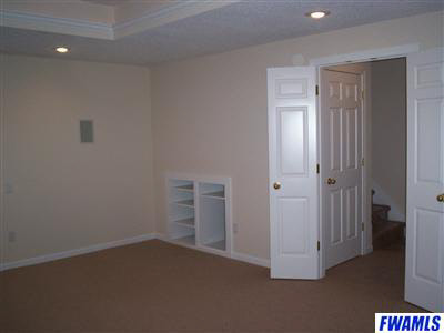 9024 Pretty Ridge Court Fort Wayne, IN 46825 - Photo 9 of 14