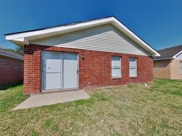 $1,599 | 3215 Kelling Street, Houston, TX 77045