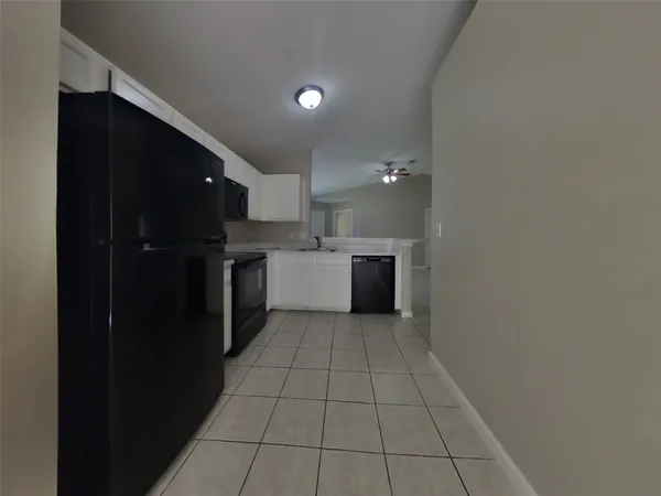 $1,599 | 3215 Kelling Street, Houston, TX 77045