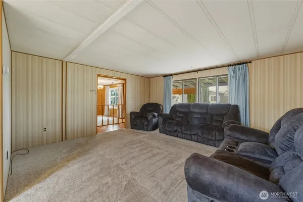 $120,000 | 806 Southeast Mockingbird Drive, College Place, WA 99324
