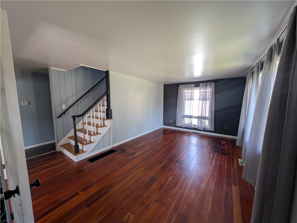 60 Pleasant Street Corning, NY 14830 - Photo 5 of 18