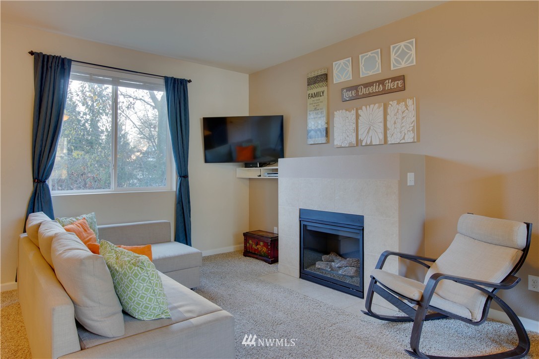 5029 Northeast 2nd Court Renton, WA 98059 - Photo 13 of 25 Gallery Image 13