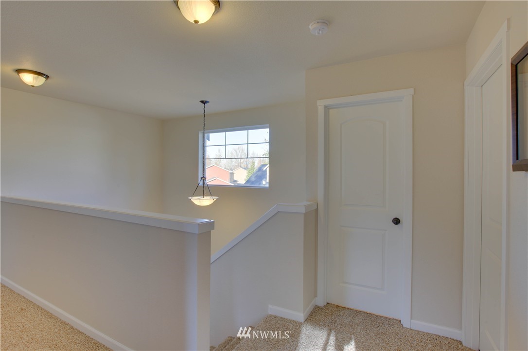 5029 Northeast 2nd Court Renton, WA 98059 - Photo 16 of 25 Gallery Image 16