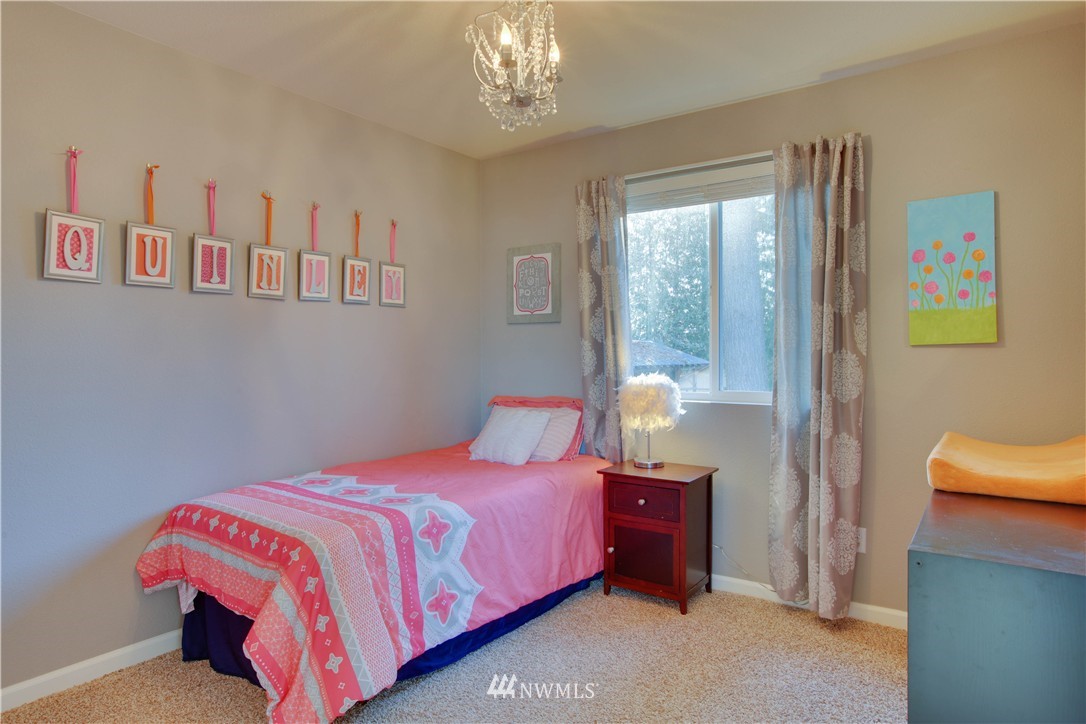 5029 Northeast 2nd Court Renton, WA 98059 - Photo 21 of 25 Gallery Image 21