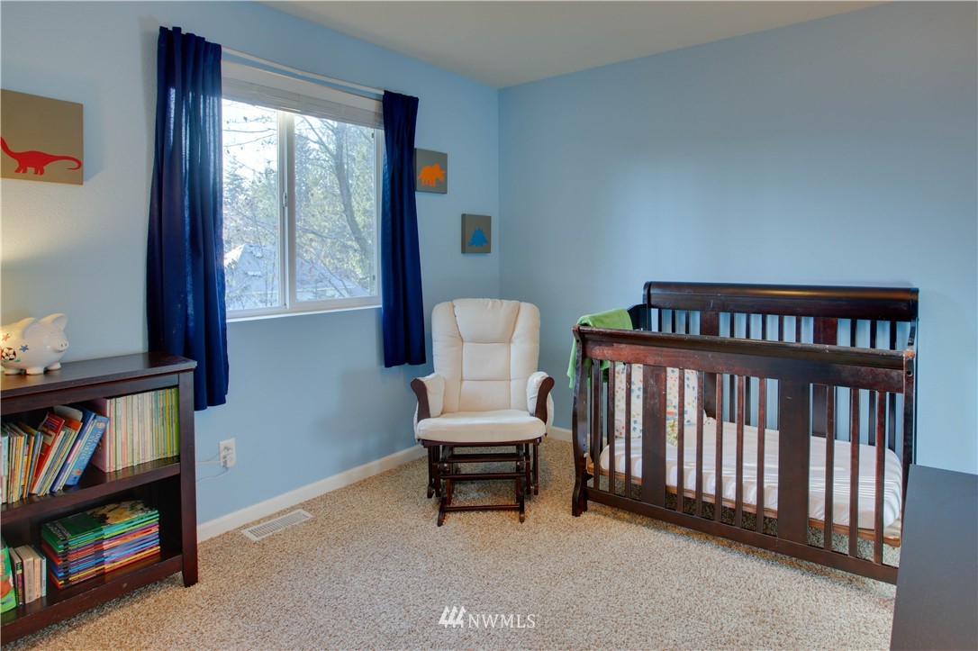 5029 Northeast 2nd Court Renton, WA 98059 - Photo 22 of 25 Gallery Image 22