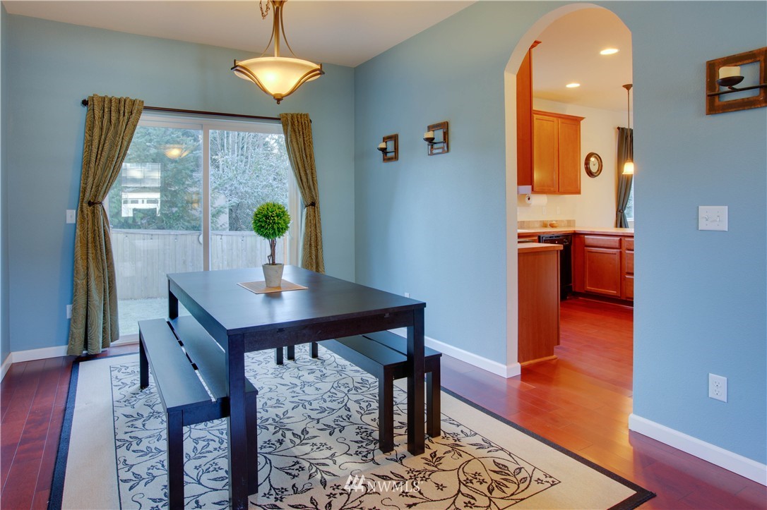 5029 Northeast 2nd Court Renton, WA 98059 - Photo 7 of 25 Gallery Image 7