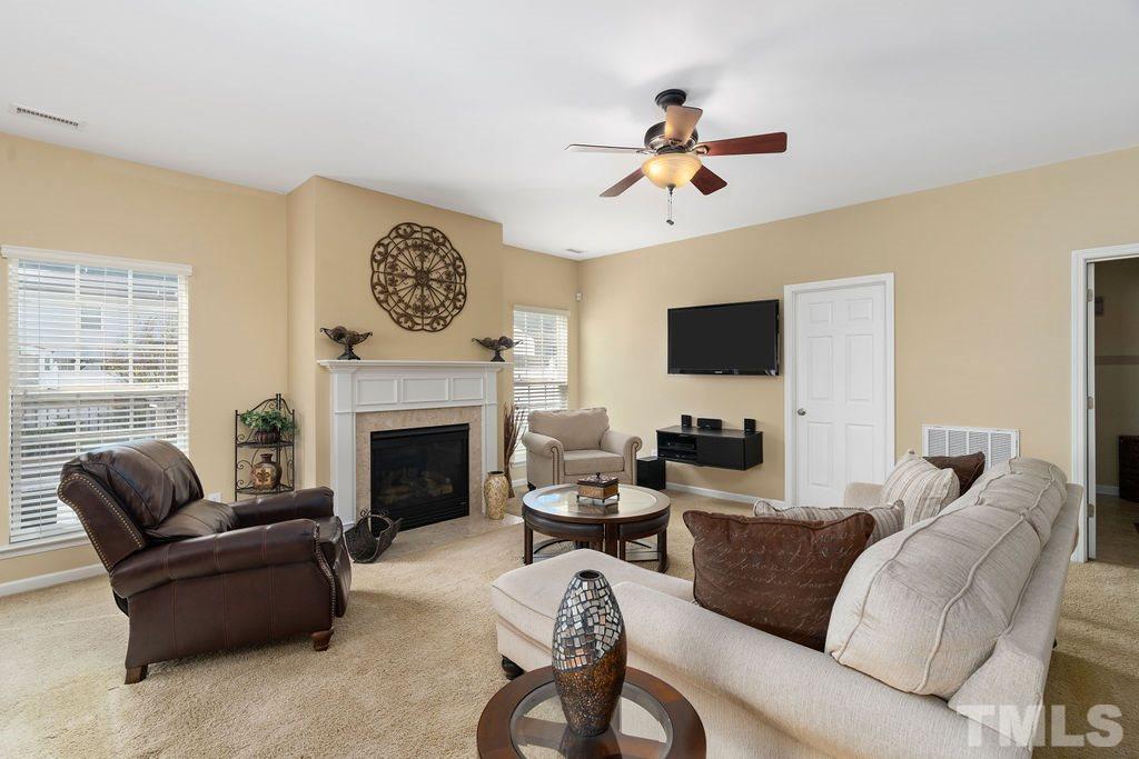5144 Primland Lane Raleigh, NC 27610 - Photo 11 of 26 Gallery Image 11