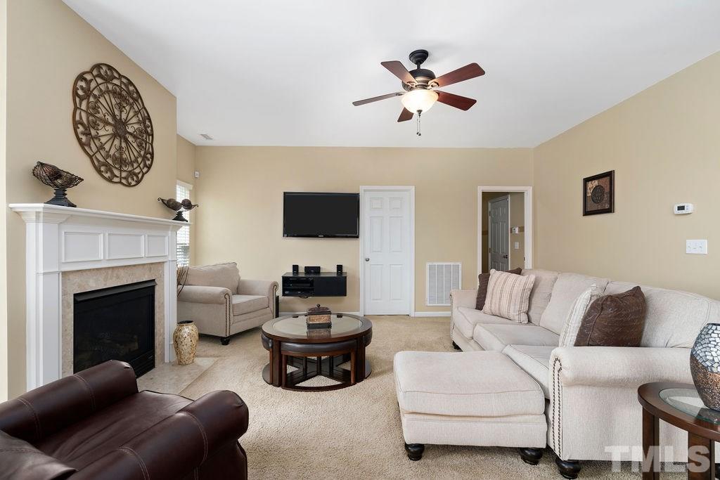 5144 Primland Lane Raleigh, NC 27610 - Photo 12 of 26 Gallery Image 12
