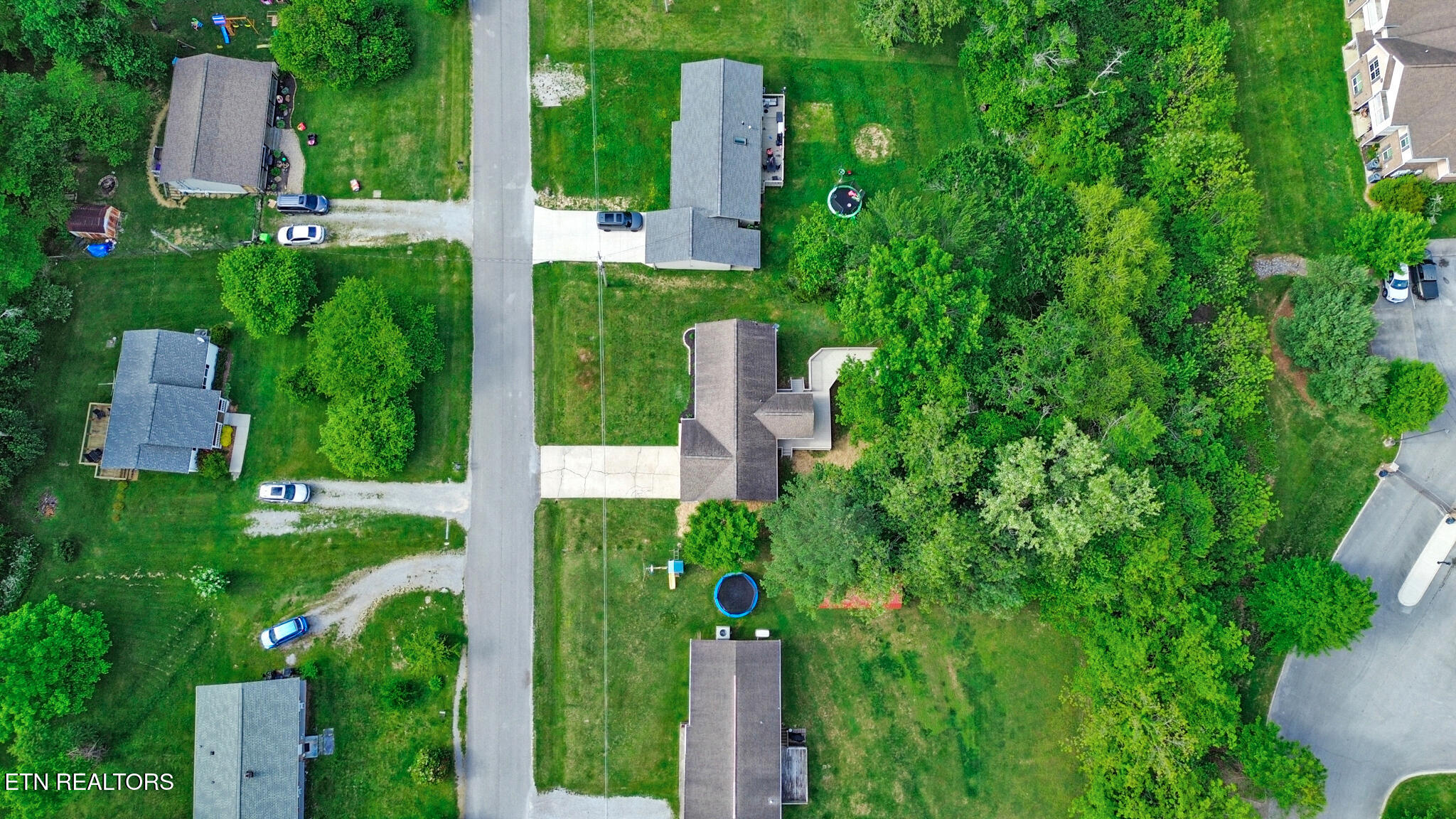 32 Rhododendron Circle Crossville, TN 38555 - Photo 34 of 36 dji_0365-dji_0367
