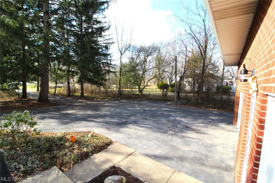 1609 Graham Road Stow, OH 44224 - Photo 2 of 35 Gallery Image 2