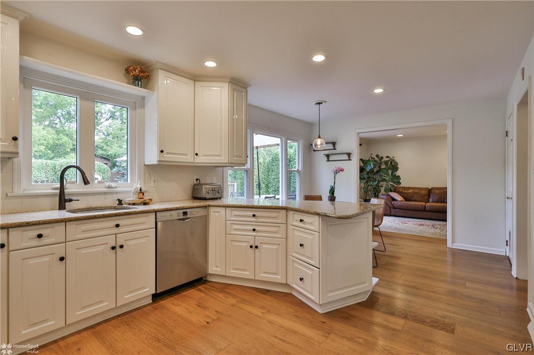 1421 Hampton Road Allentown, PA 18104 - Photo 14 of 50 Gallery Image 14