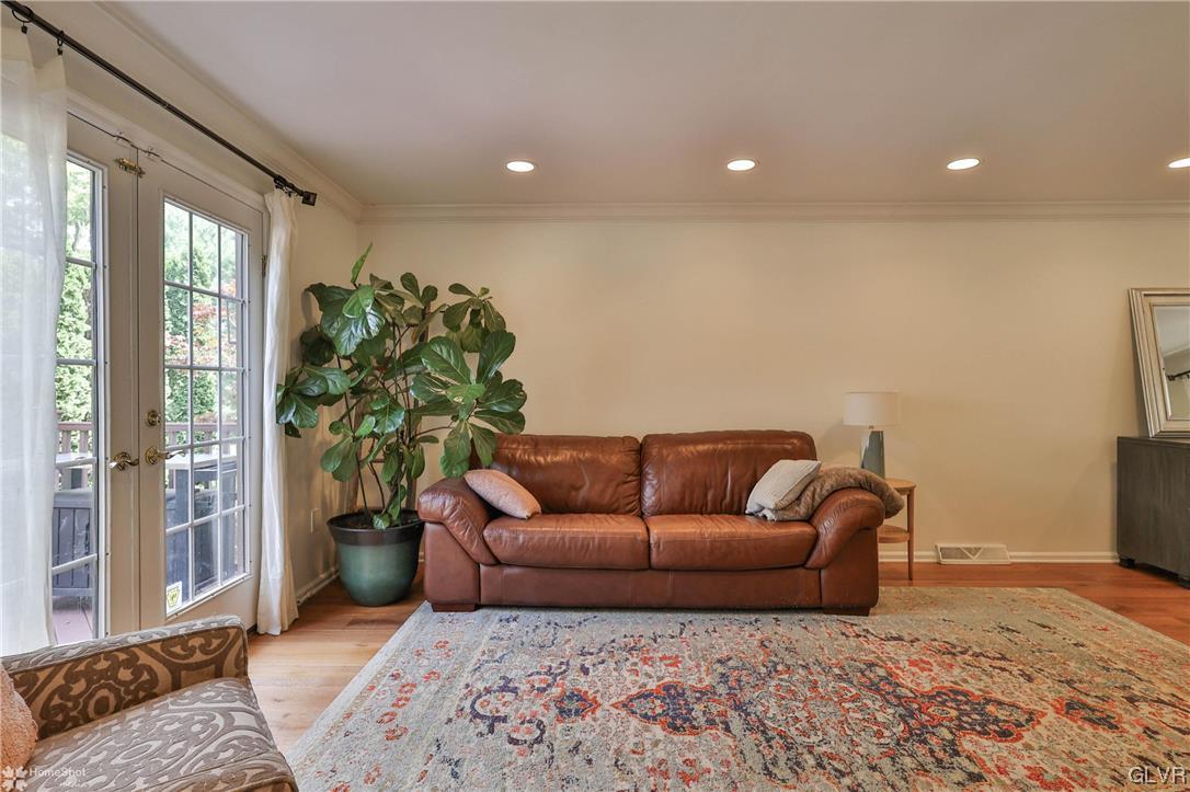 1421 Hampton Road Allentown, PA 18104 - Photo 10 of 50 Gallery Image 10