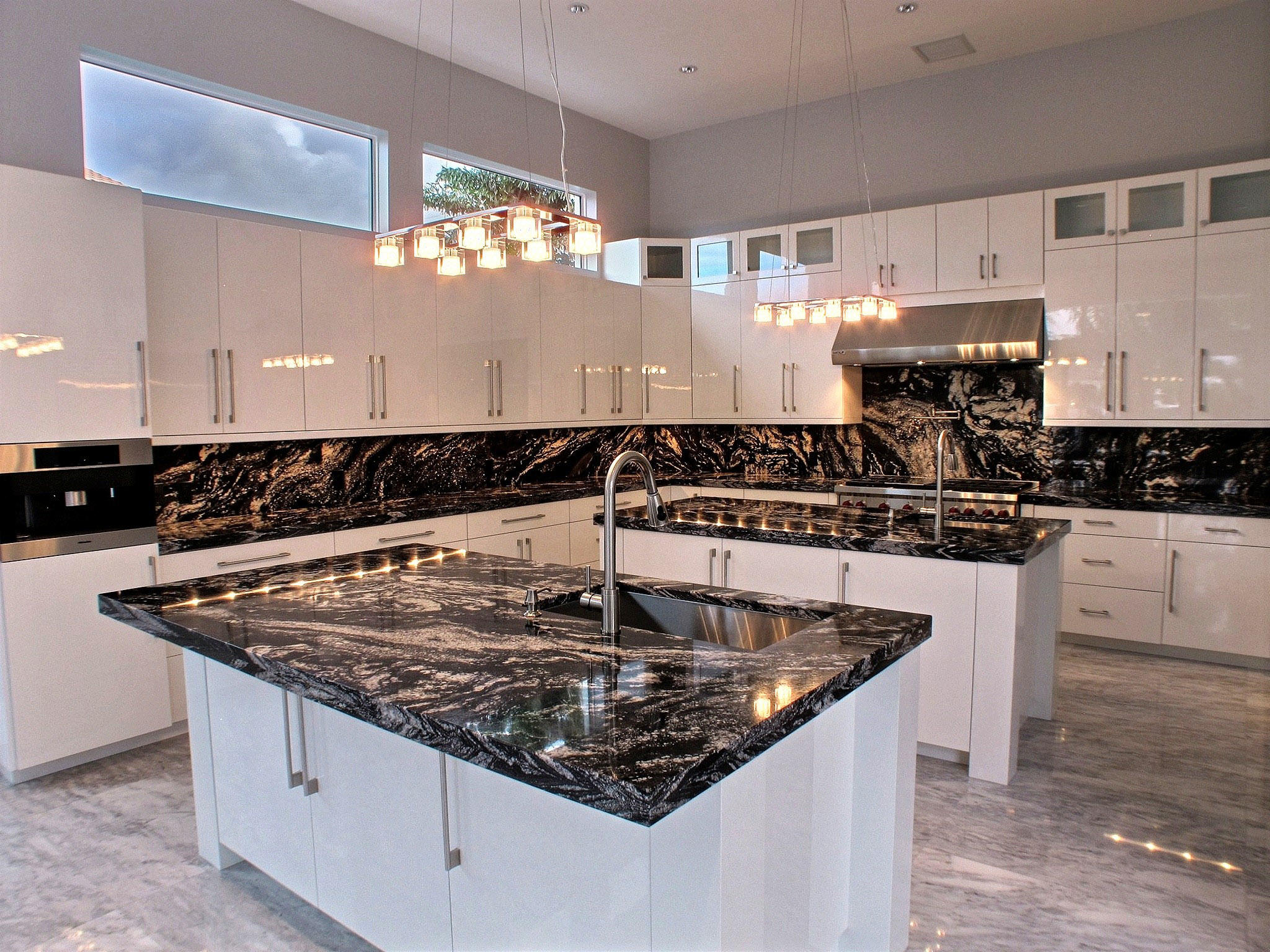 720 Northeast 34th Street Boca Raton, FL 33431 - Photo 12 of 37 kitchen islands