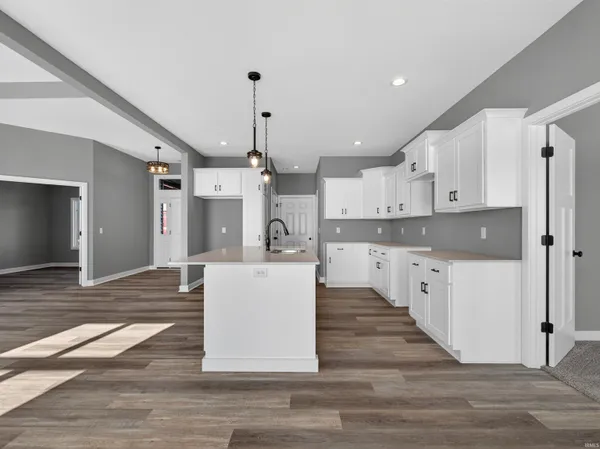 $445,900 | 1385 Dixon Place, Huntertown, IN 46748