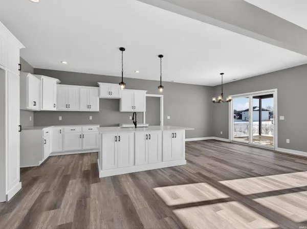 $445,900 | 1385 Dixon Place, Huntertown, IN 46748