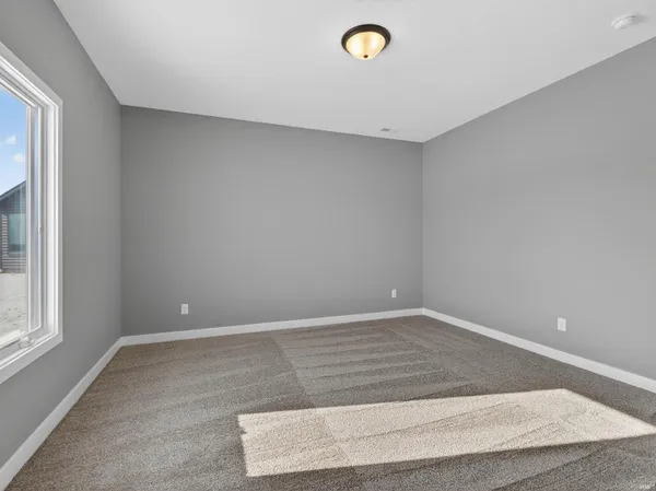 $445,900 | 1385 Dixon Place, Huntertown, IN 46748