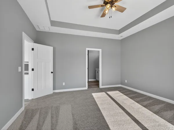 $445,900 | 1385 Dixon Place, Huntertown, IN 46748