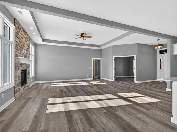 $445,900 | 1385 Dixon Place, Huntertown, IN 46748