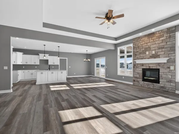 $445,900 | 1385 Dixon Place, Huntertown, IN 46748