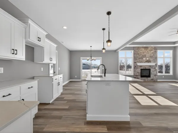 $445,900 | 1385 Dixon Place, Huntertown, IN 46748