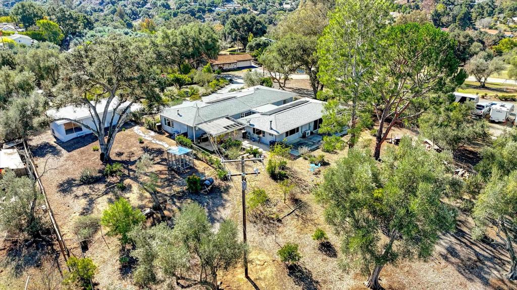 970 Quail Knoll Road Fallbrook, CA 92028 - Photo 43 of 45 an aerial view of residential house with outdoor space