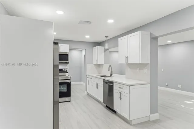 $389,900 | 6800 Northwest 58th Court, Tamarac, FL 33321