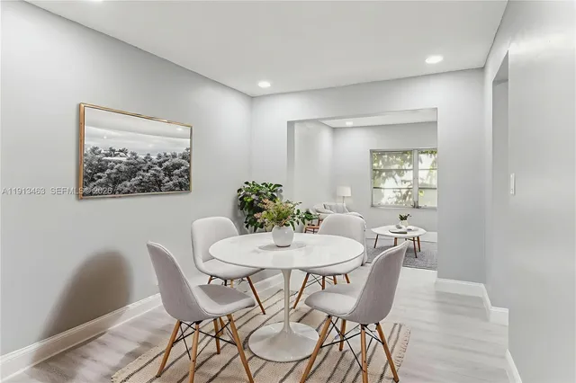 $389,900 | 6800 Northwest 58th Court, Tamarac, FL 33321