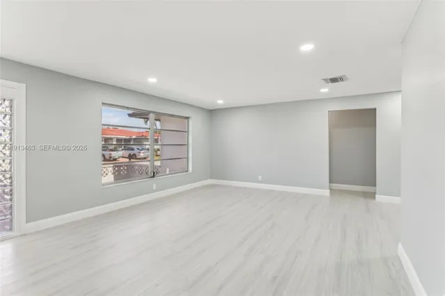 $389,900 | 6800 Northwest 58th Court, Tamarac, FL 33321