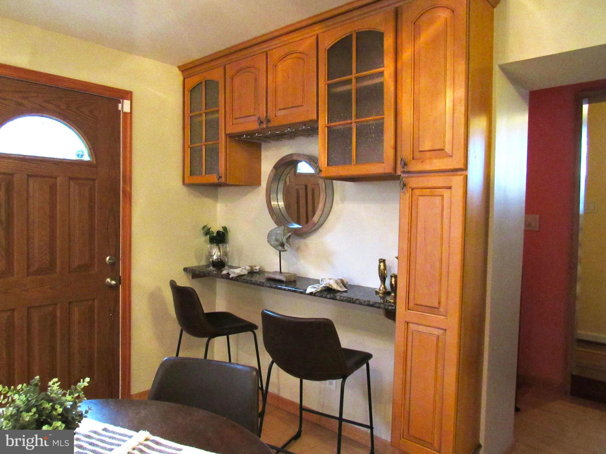 328 Riverside Drive Pasadena, MD 21122 - Photo 36 of 52 dining area