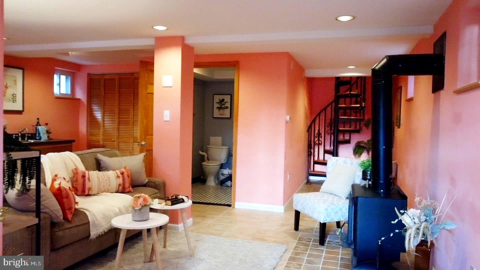 328 Riverside Drive Pasadena, MD 21122 - Photo 46 of 52 Lower level with walk out