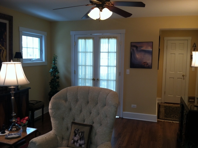 153 Barrypoint Road Riverside, IL 60546 - Photo 7 of 17