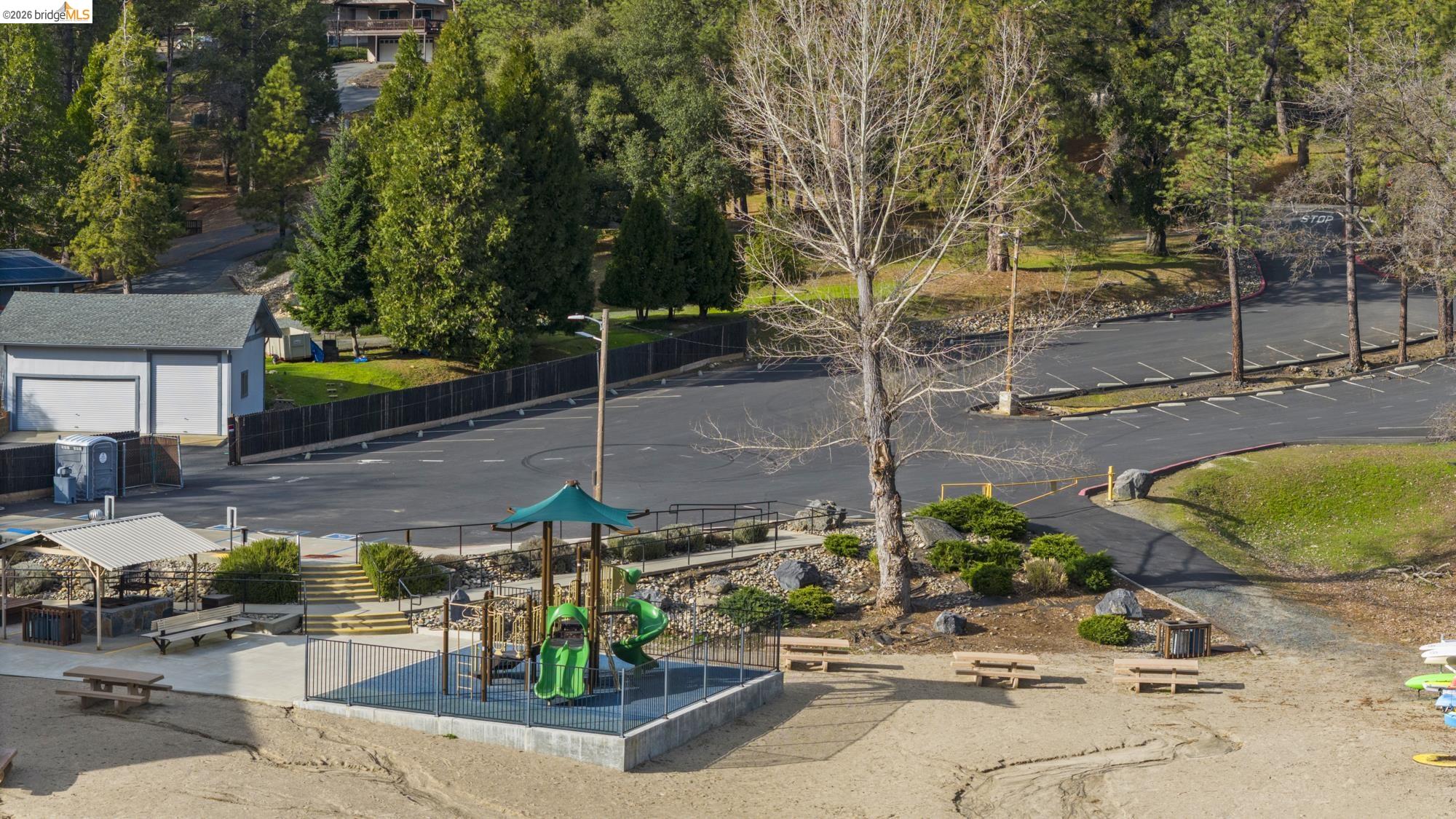 19291 Ferretti Road Groveland, CA 95321 - Photo 18 of 27